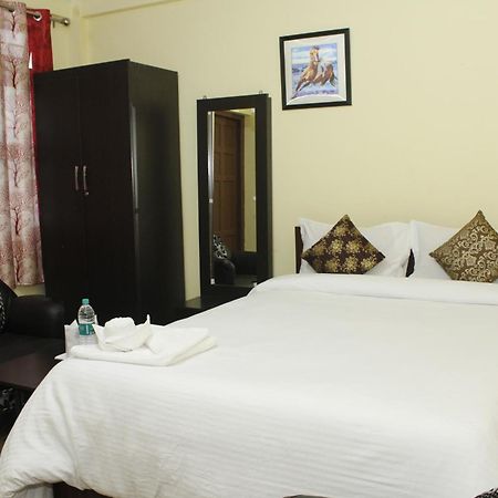 Aurora Guest House Shillong Buitenkant foto