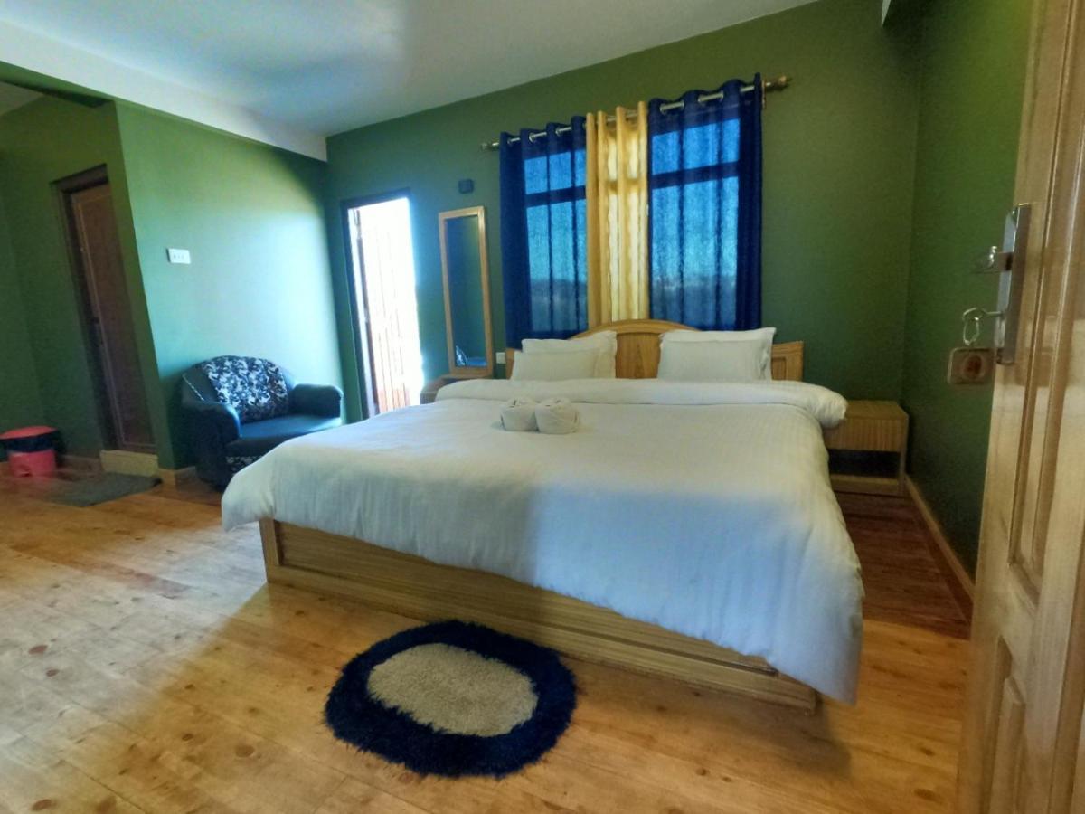 Aurora Guest House Shillong Buitenkant foto