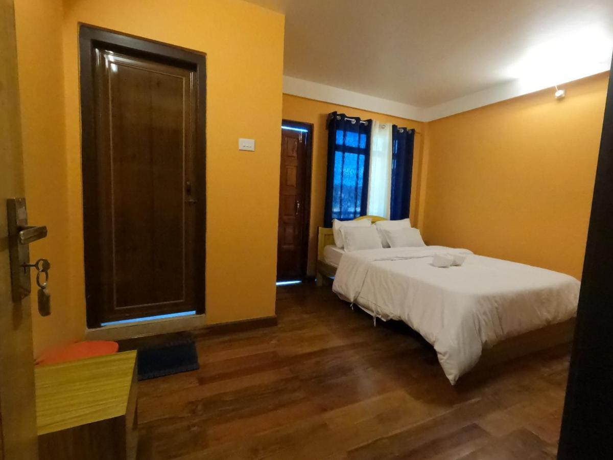 Aurora Guest House Shillong Buitenkant foto