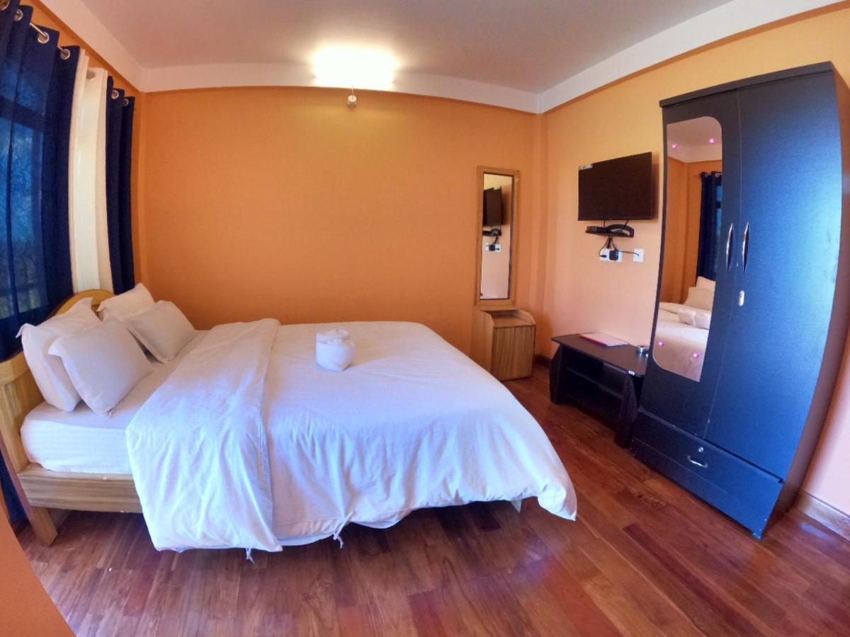 Aurora Guest House Shillong Buitenkant foto