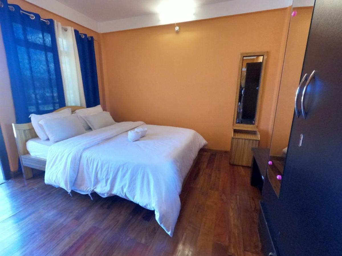 Aurora Guest House Shillong Buitenkant foto