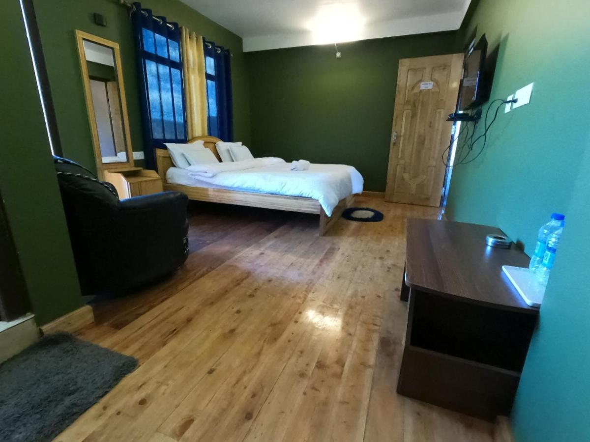 Aurora Guest House Shillong Buitenkant foto