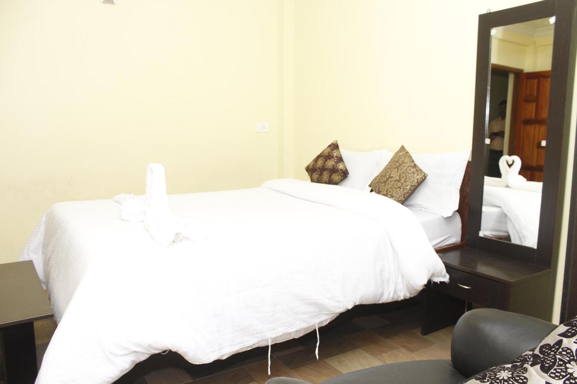 Aurora Guest House Shillong Buitenkant foto
