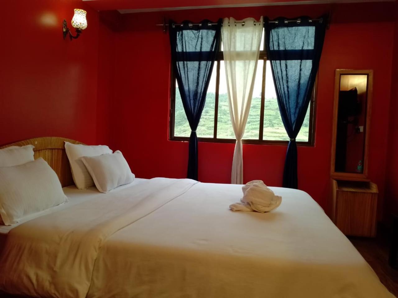 Aurora Guest House Shillong Buitenkant foto