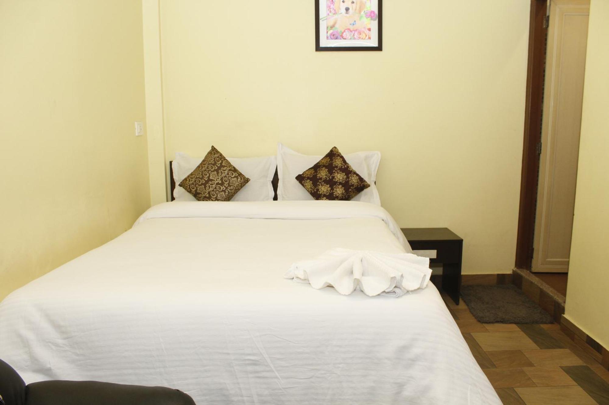 Aurora Guest House Shillong Buitenkant foto